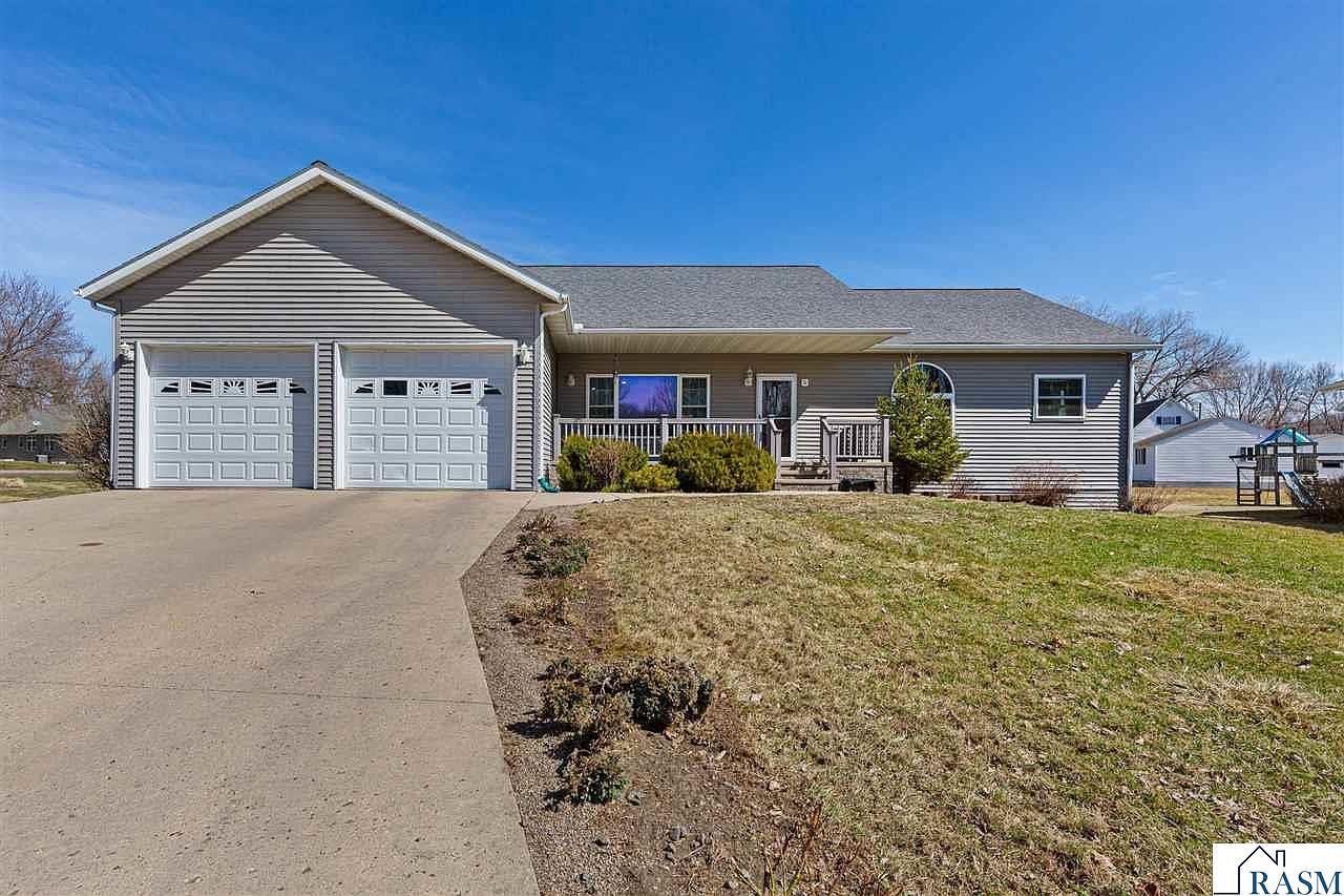 1010 5th St N Saint James, MN 56081 - Thumbnail 3