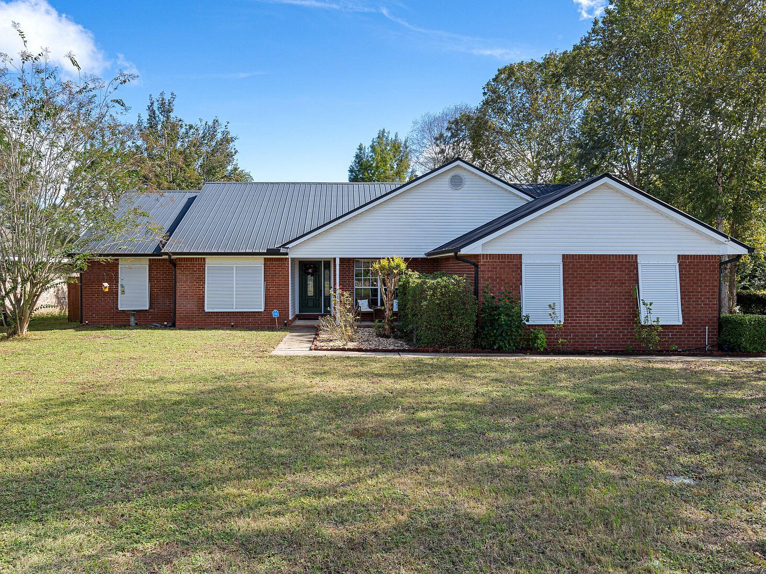 2852 Atoka Trl Crestview, FL 32539 - Thumbnail 3