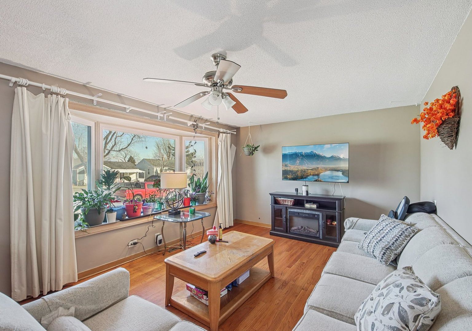 4604 Maple Ave Forest View, IL 60402 - Thumbnail 3