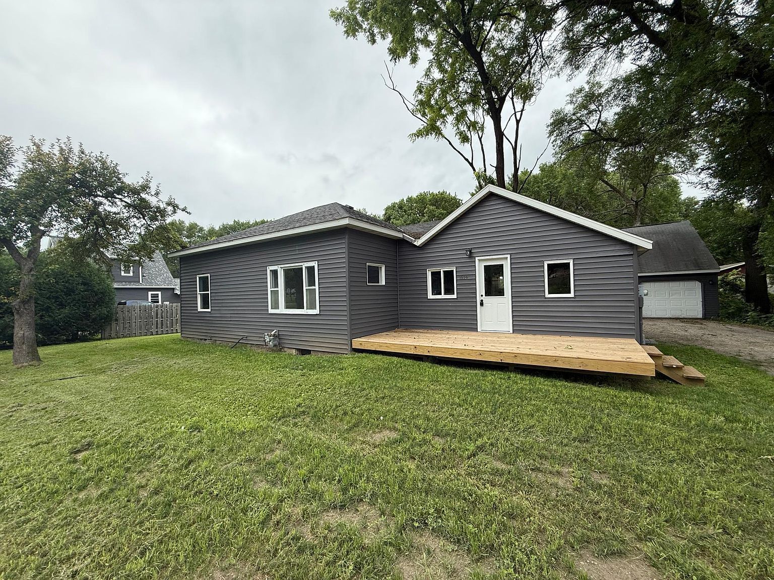 1514 Trott Ave SW Willmar, MN 56201 - Thumbnail 3