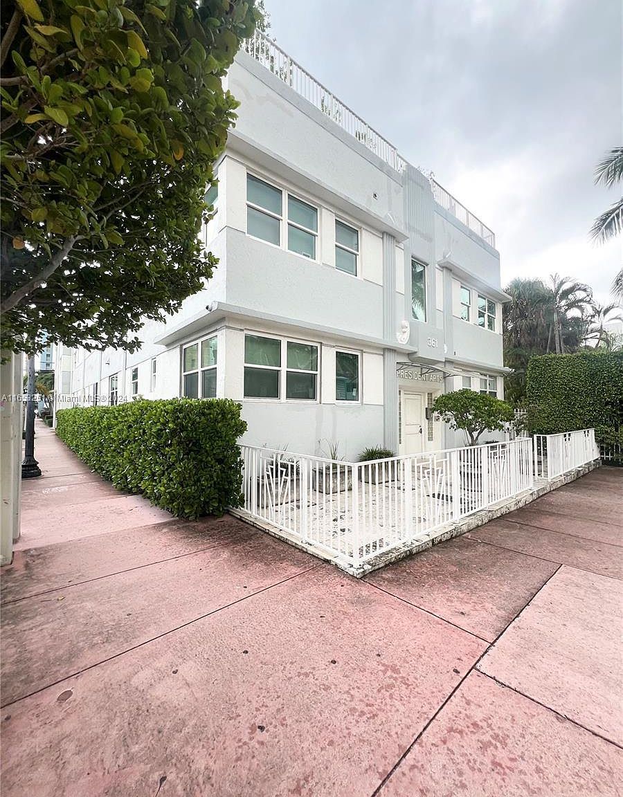361 Collins Ave #A2 Miami Beach, FL 33139 - Thumbnail 3