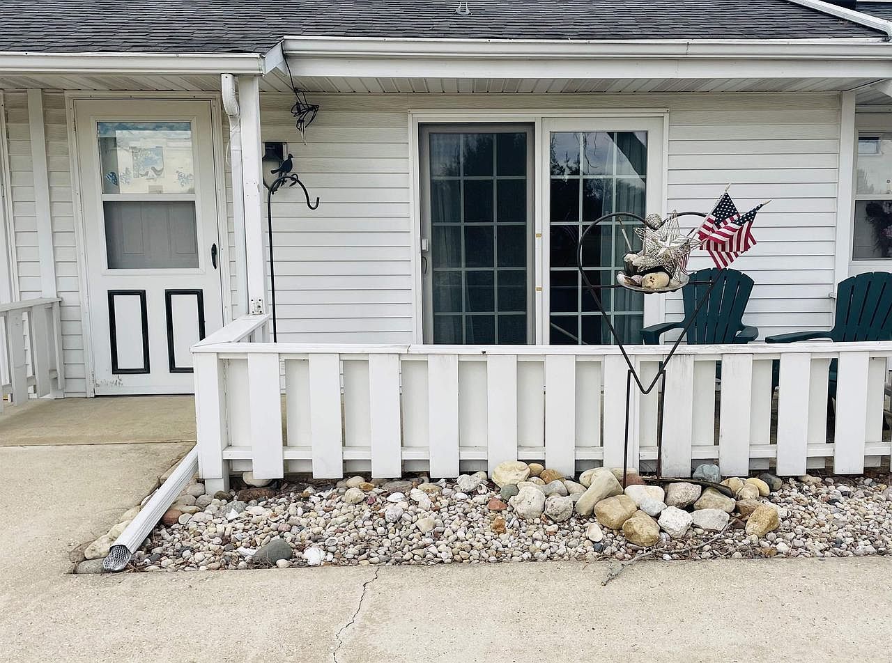 2549 N Lexington Dr Janesville, WI 53545 - Thumbnail 3