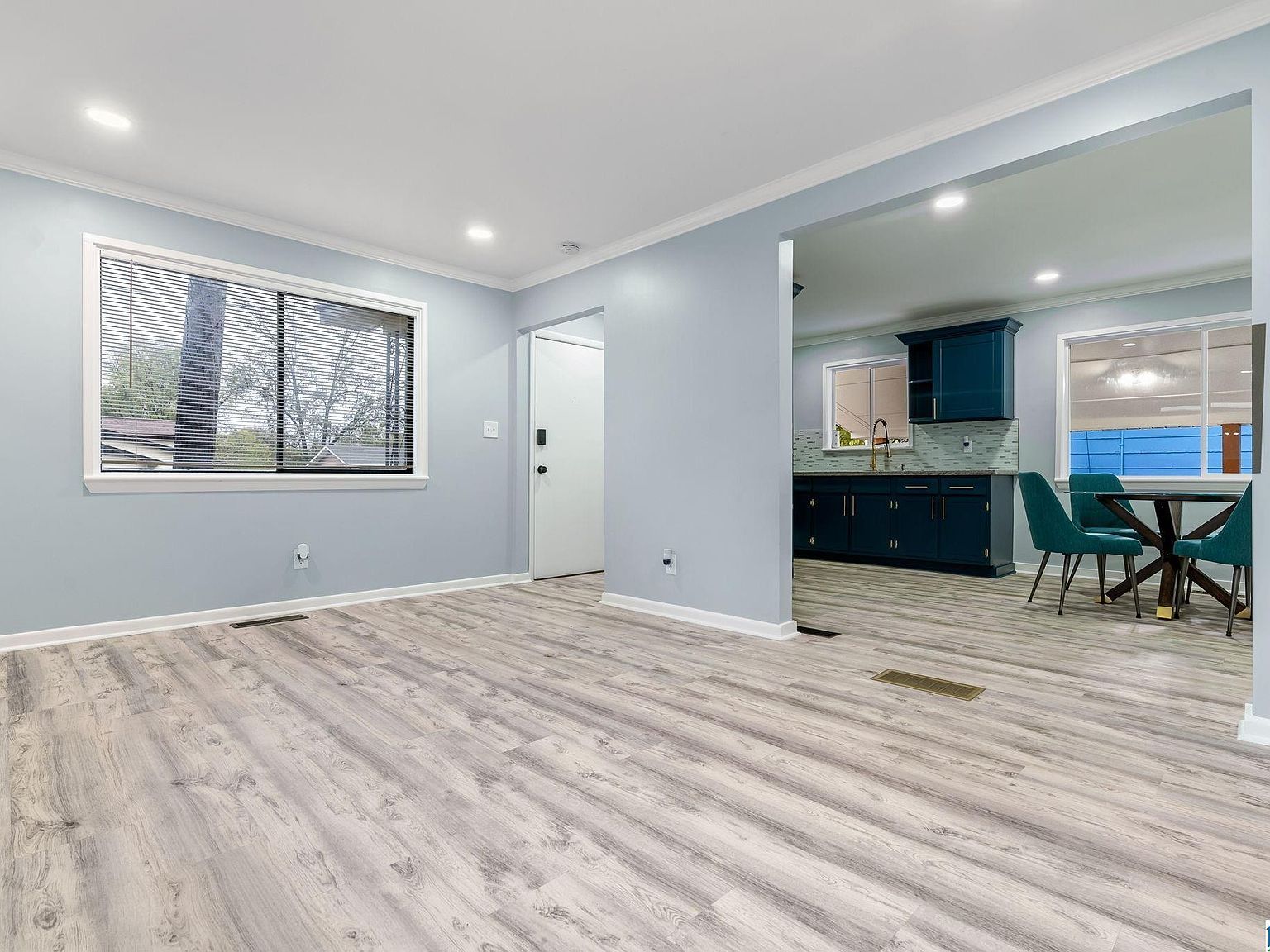 3825 Ellis Ave SW Birmingham, AL 35221 - Thumbnail 3