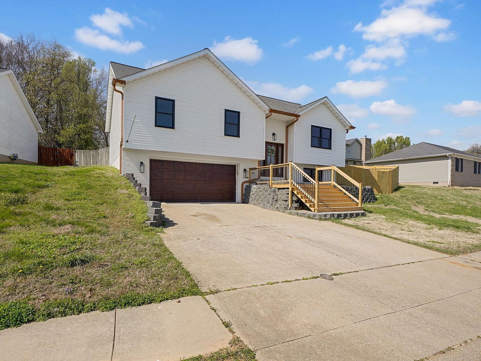 2455 Summit Dr Henderson, KY 42420 - Thumbnail 3