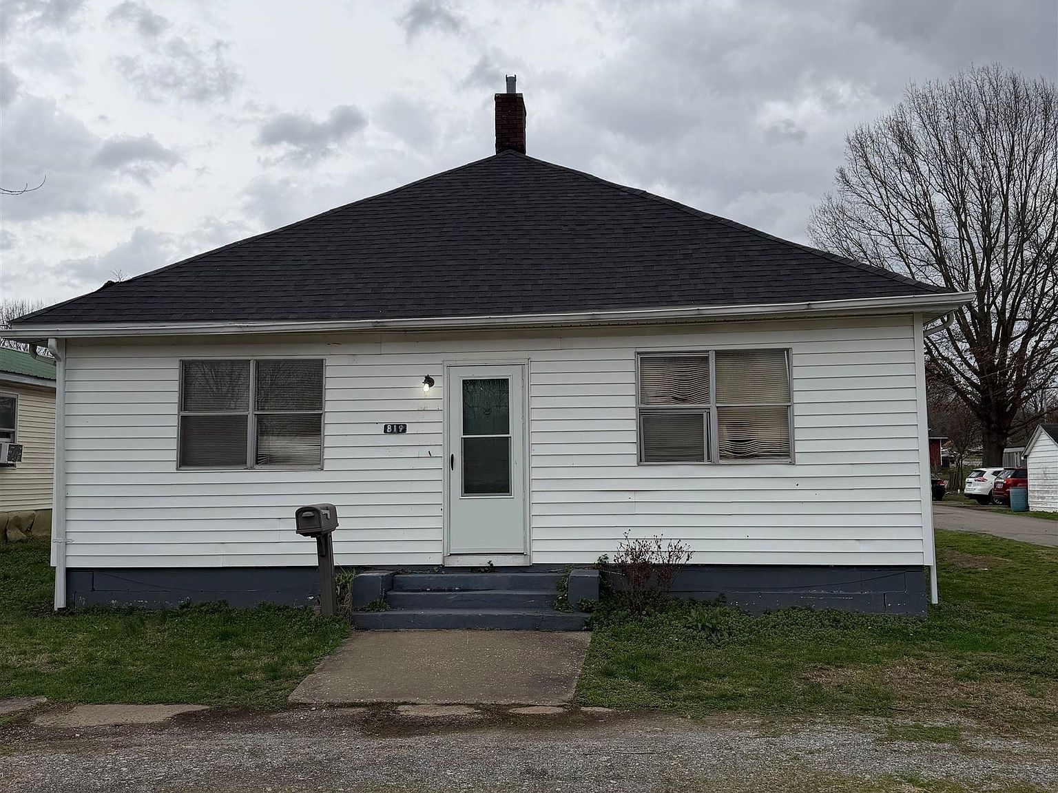 819 Givens St Providence, KY 42450 - Thumbnail 3