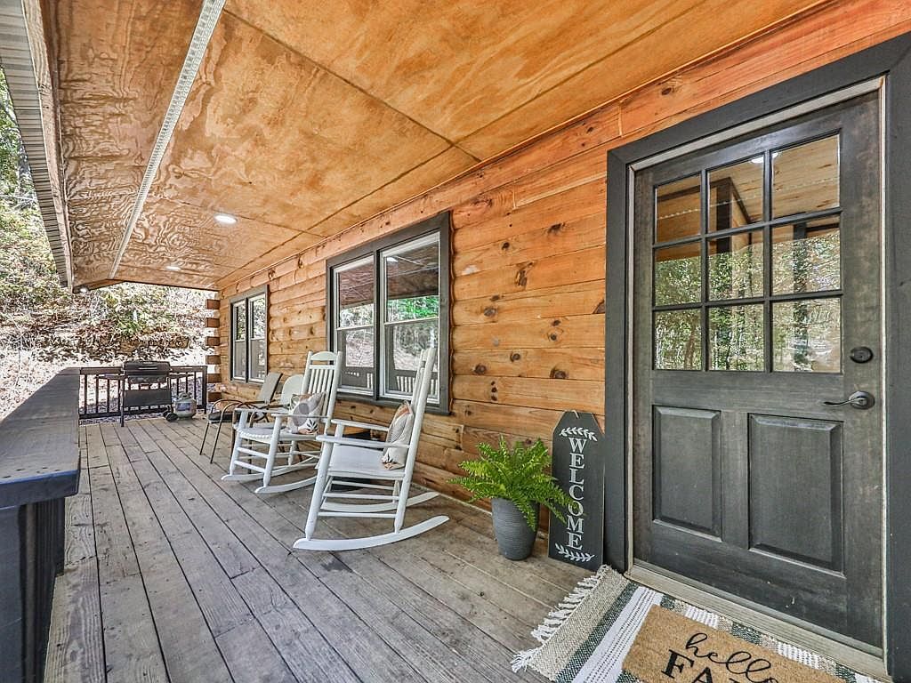 1166 Upper Sweetwater Trl SE White, GA 30184 - Thumbnail 3