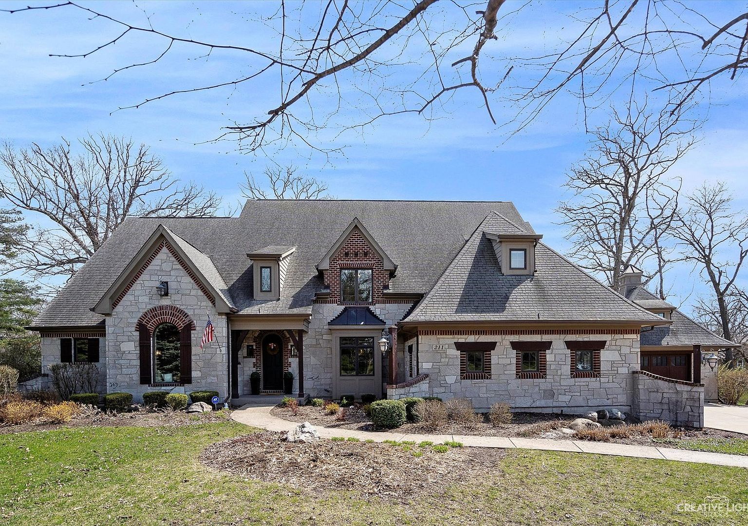 211 Burr Oak Cir Elgin, IL 60123 - Thumbnail 3