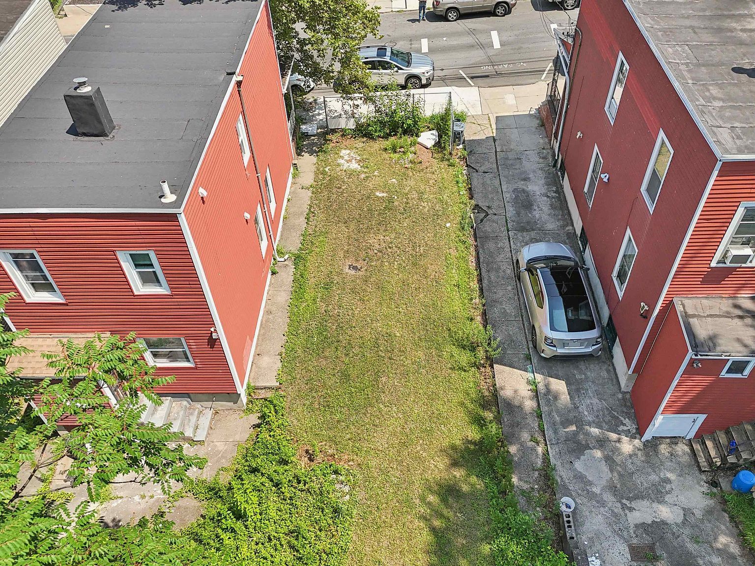 297 Claremont Ave Jersey City, NJ 07305 - Thumbnail 3