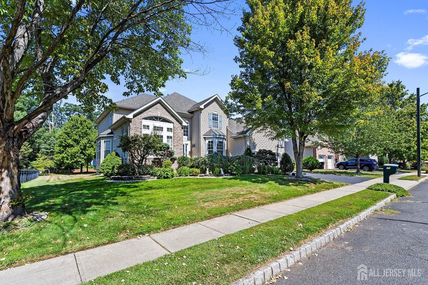 45 Cortland Dr East Brunswick, NJ 08816 - Thumbnail 3