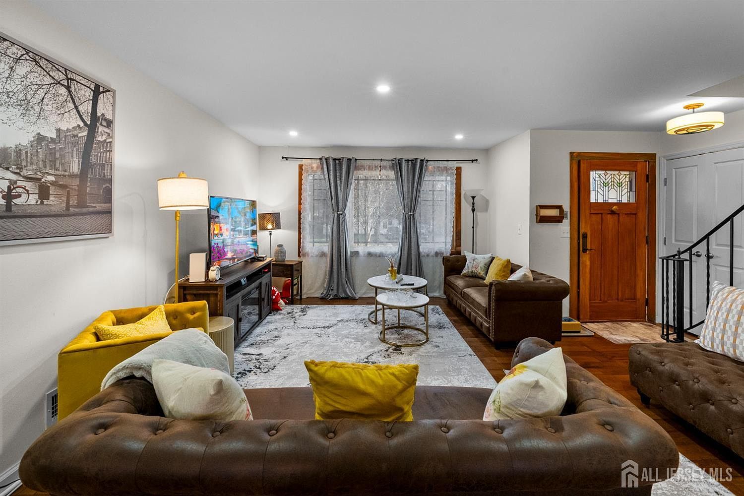 1721 Holly Rd North Brunswick, NJ 08902 - Thumbnail 3