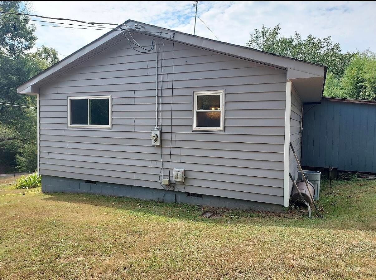 1661 W Francis Spring Rd Whitwell, TN 37397 - Thumbnail 3