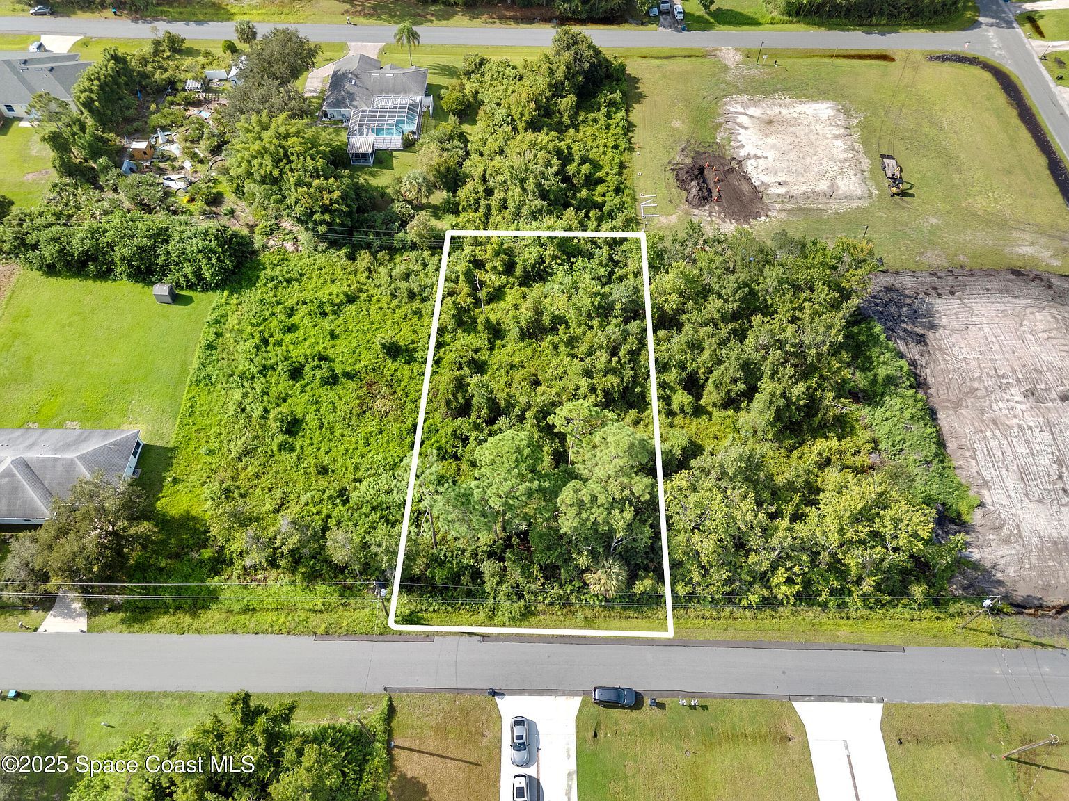 1626 Chamorro St SE Palm Bay, FL 32909 - Thumbnail 3