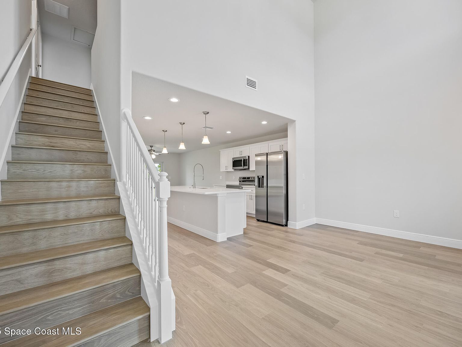 237 Hidden Woods Pl Melbourne, FL 32901 - Thumbnail 3