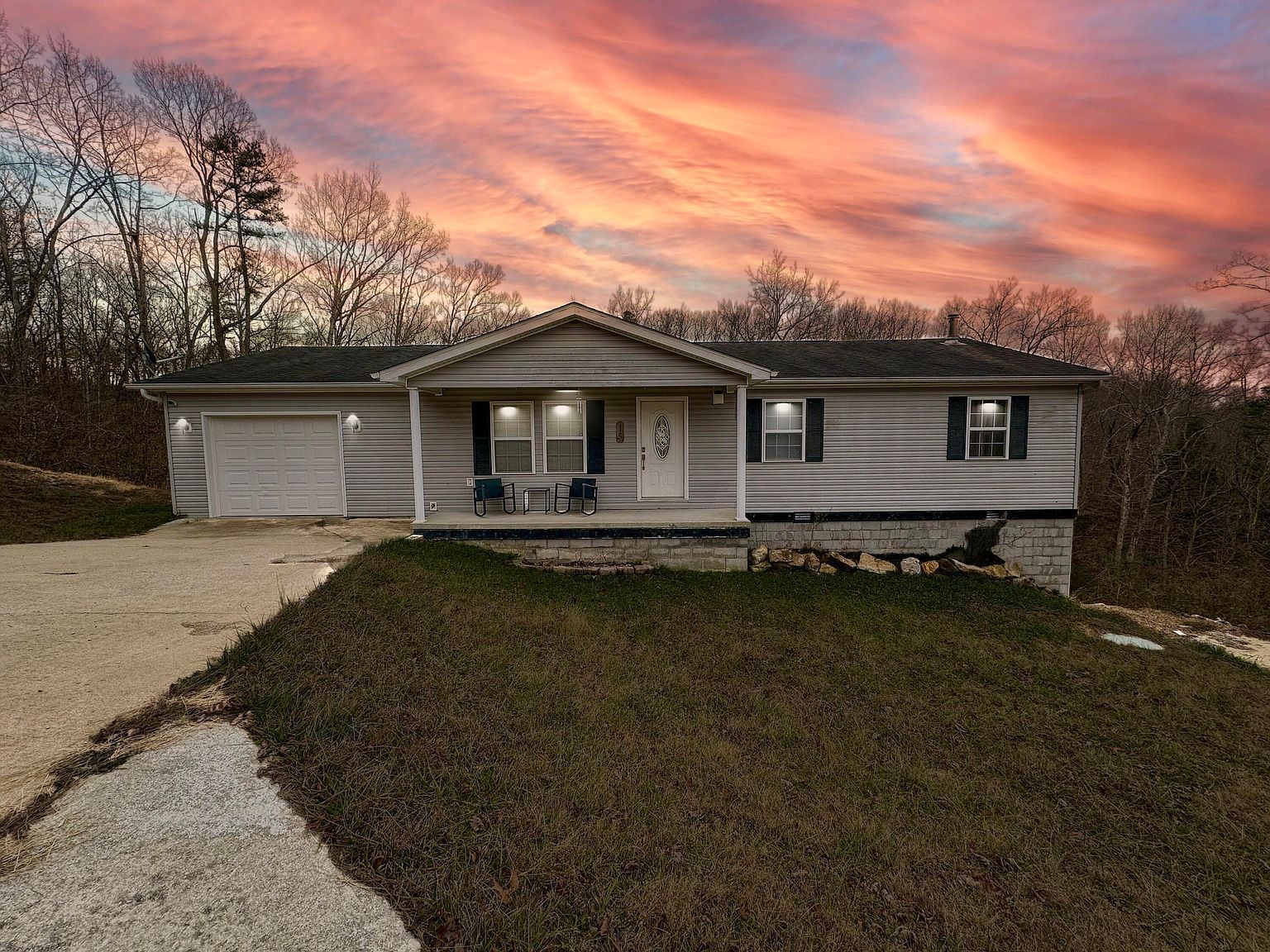 15 April Ln Corbin, KY 40701 - Thumbnail 3