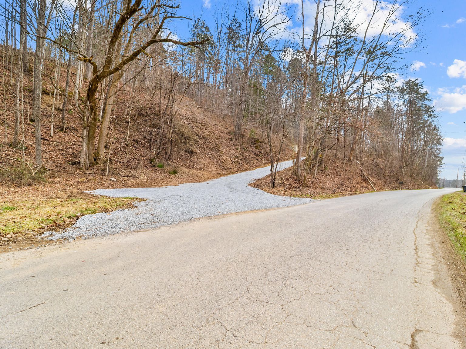 740 Pond Lick Rd Annville, KY 40402 - Thumbnail 3