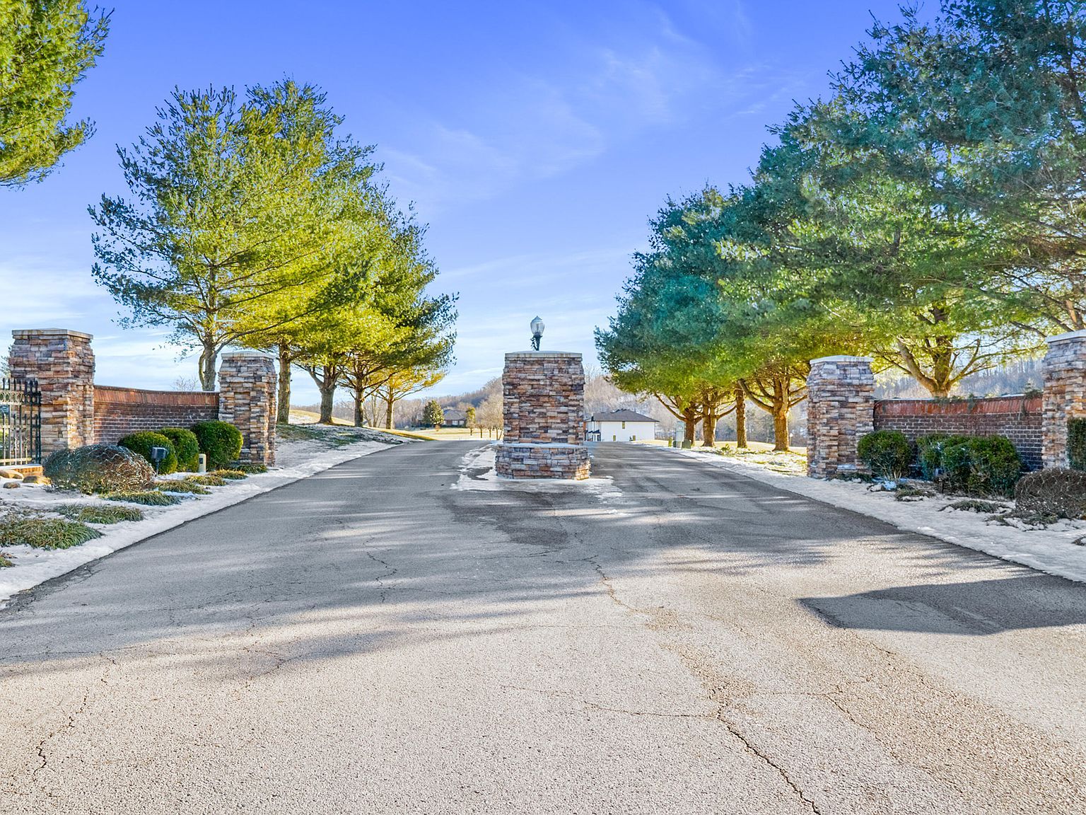 53 Oakwood Dr London, KY 40744 - Thumbnail 3