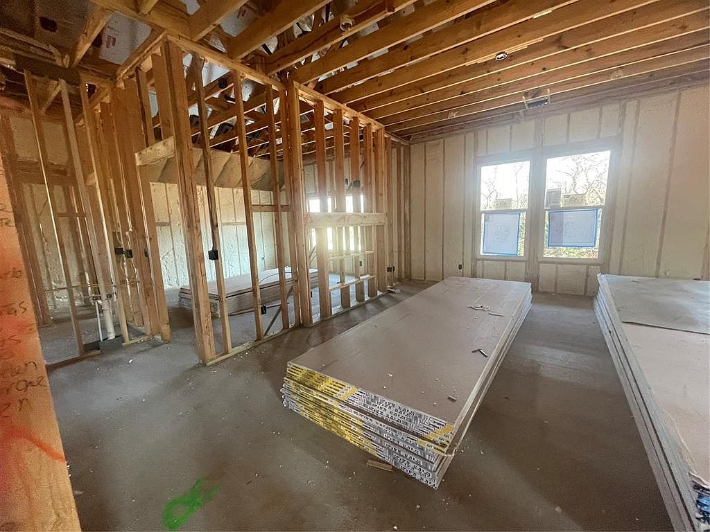 12024 W Rockbed Ln Yukon, OK 73099 - Thumbnail 3