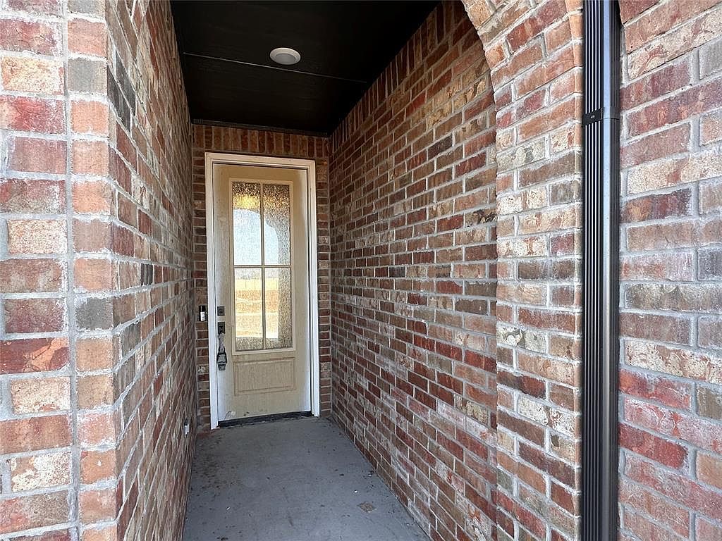 6908 NW 150th St Oklahoma City, OK 73142 - Thumbnail 3