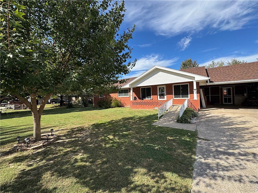 419 W Hannibal St Siloam Springs, AR 72761 - Thumbnail 3