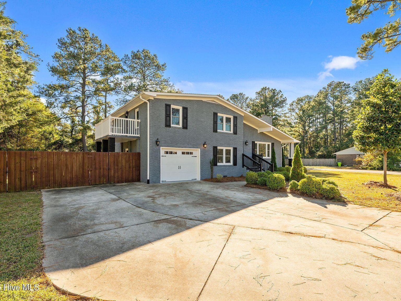 1909 Ef Thompkins Ln New Bern, NC 28562 - Thumbnail 3