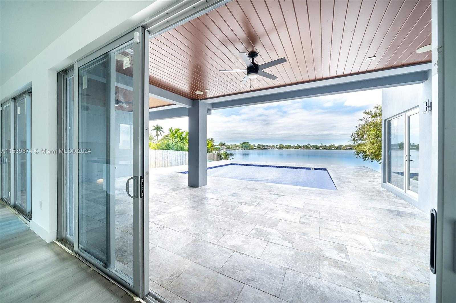 10755 Southwest 52nd Terrace, Miami, FL, USA, 33165 - Thumbnail 3