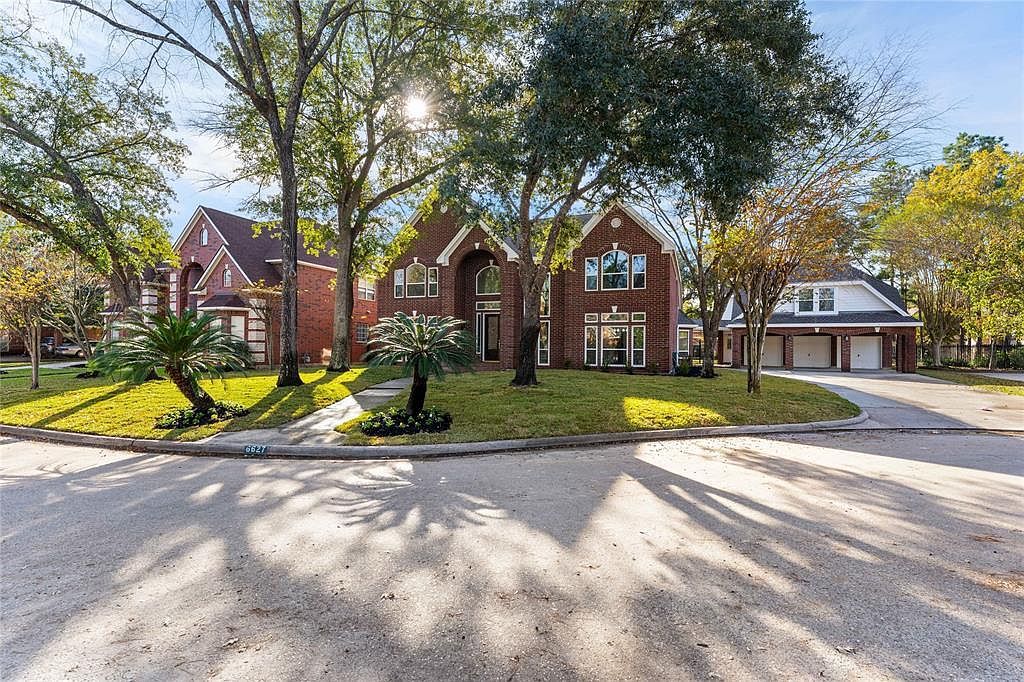 6627 Butler Oaks Ct Spring, TX 77389 - Thumbnail 3