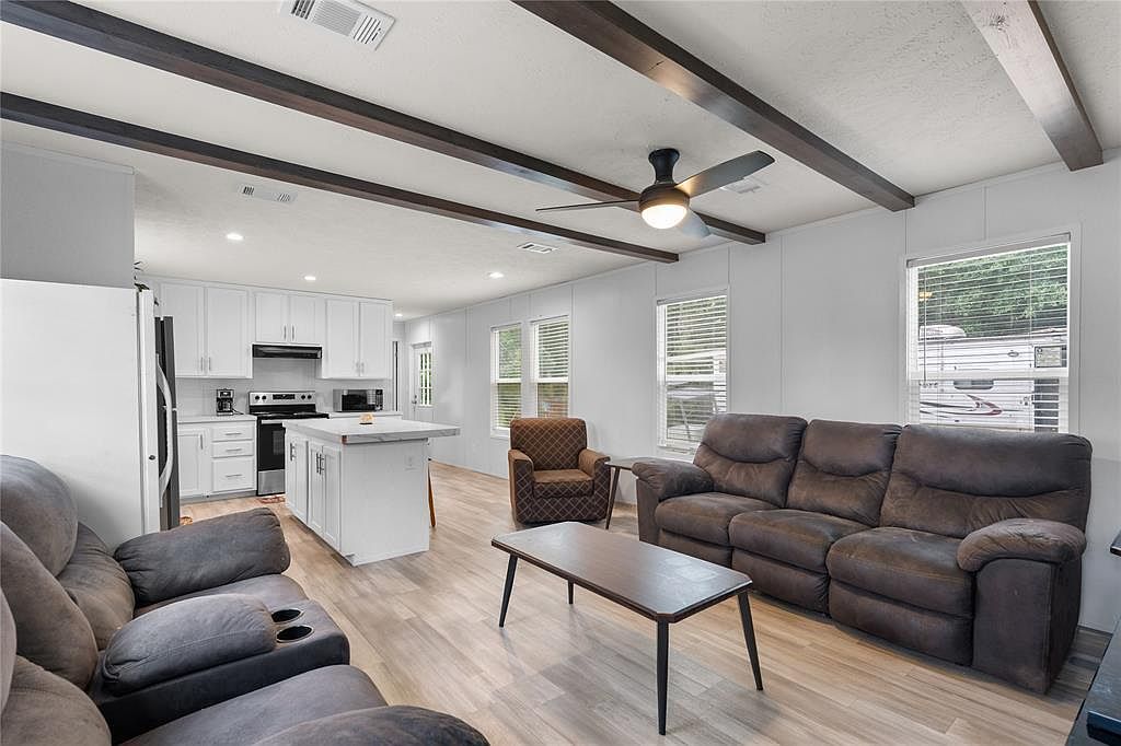 101 & 121 Humbird Cleveland, TX 77328 - Thumbnail 3