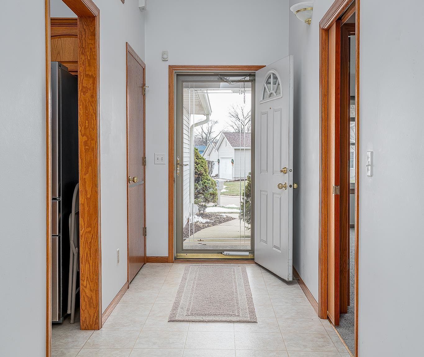 5200 Villa Dr UNIT 29 Davenport, IA 52806 - Thumbnail 3