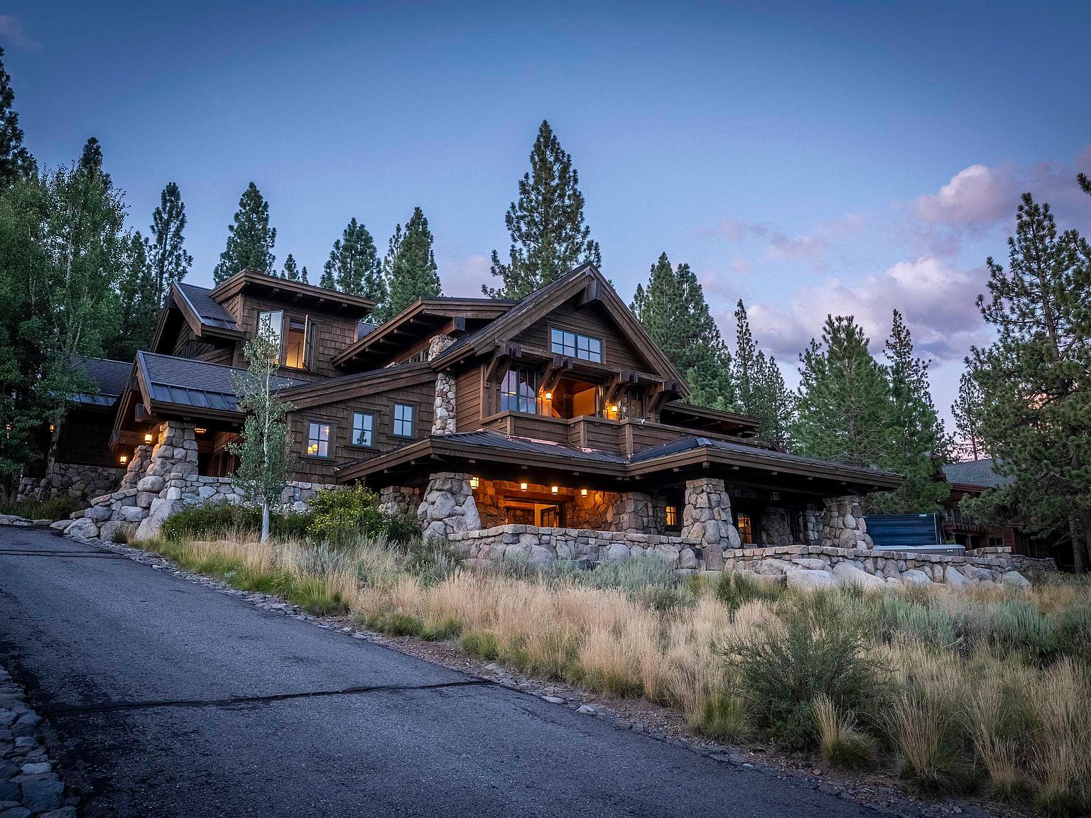 340 Elias Baldwin Truckee, CA 96161 - Thumbnail 3