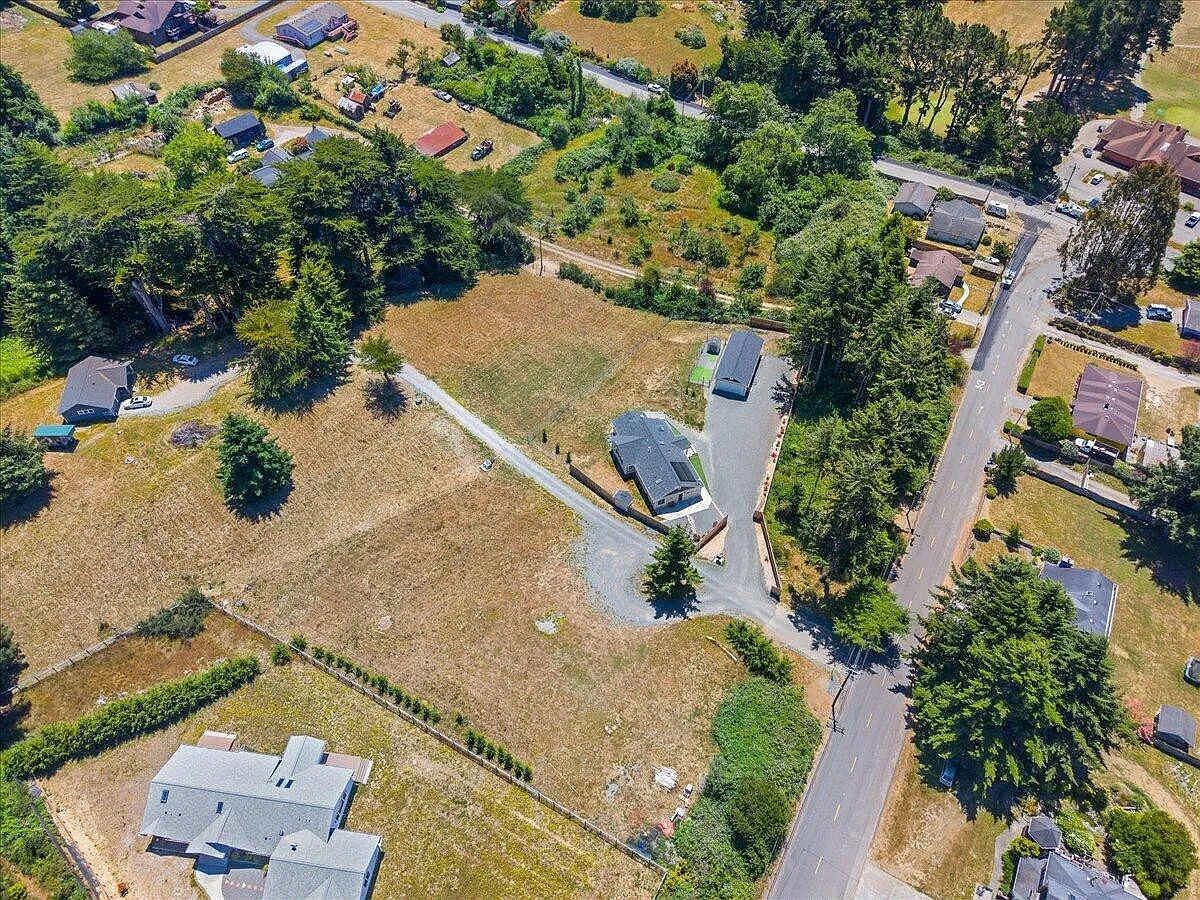 1825 Dixie Ln McKinleyville, CA 95519 - Thumbnail 3