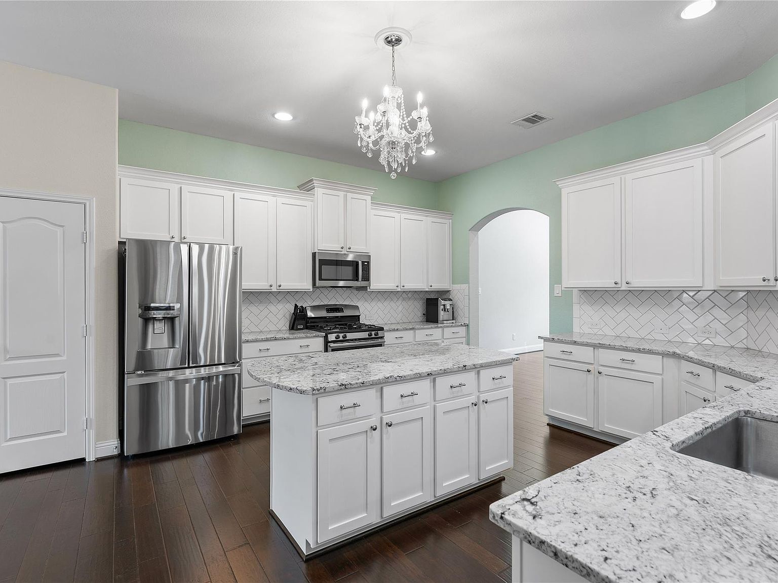 2606 Tacoma Springs Dr Conroe, TX 77304 - Thumbnail 3