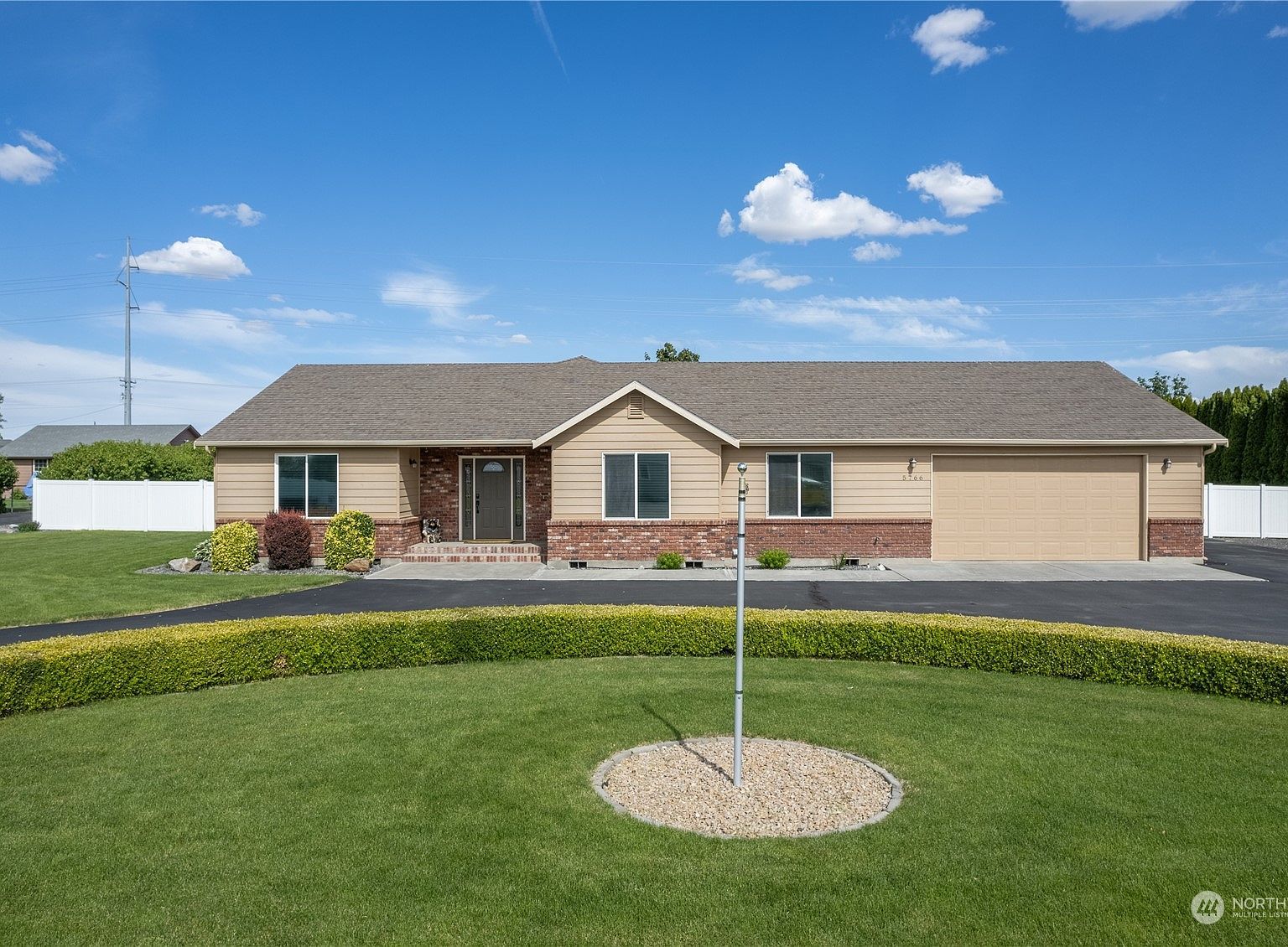 5766 Ridgeview Drive Loop NE Moses Lake, WA 98837 - Thumbnail 3