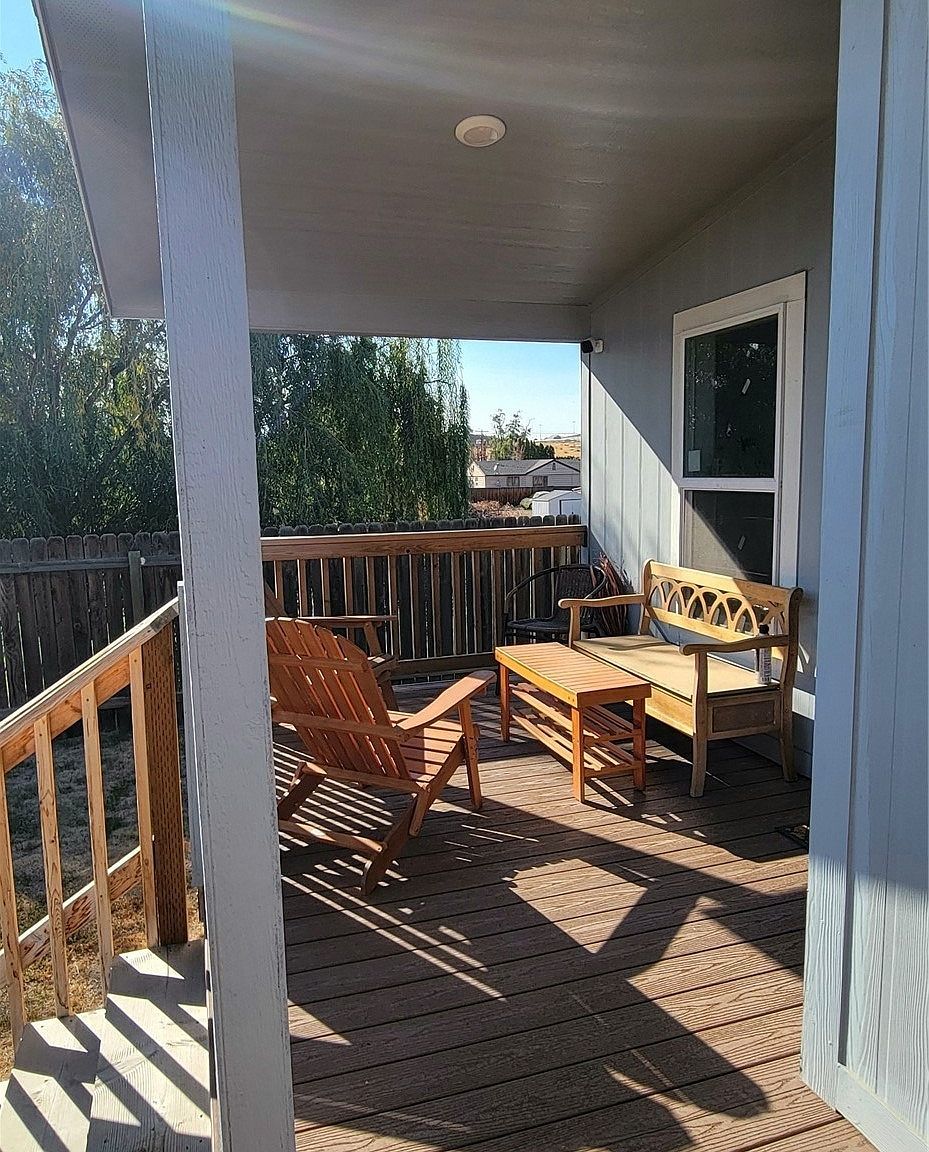 900 N Grape Dr #67B Moses Lake, WA 98837 - Thumbnail 3