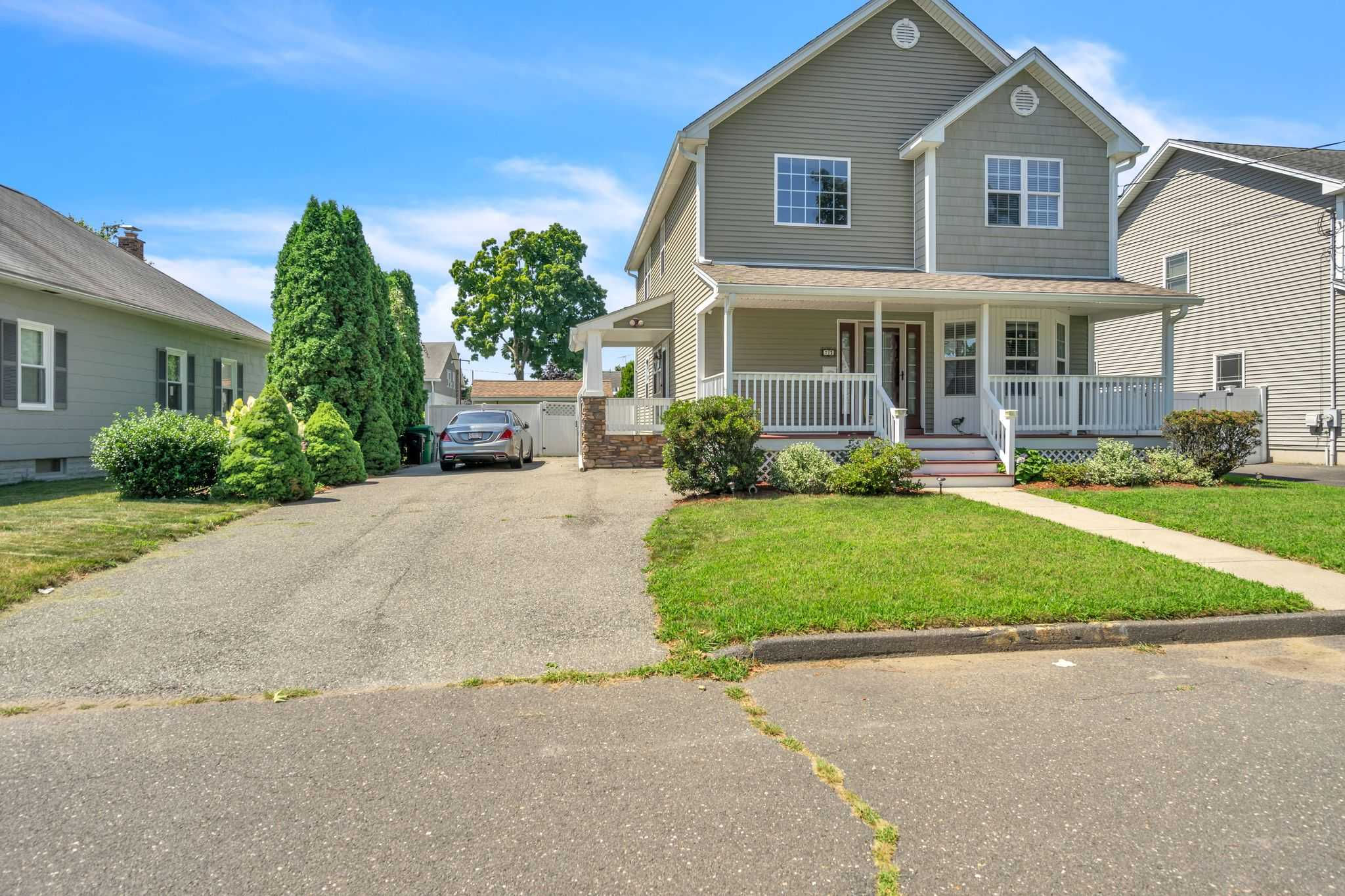 71 Kaveney Street, Chicopee, MA, USA, 1020  | Single Family