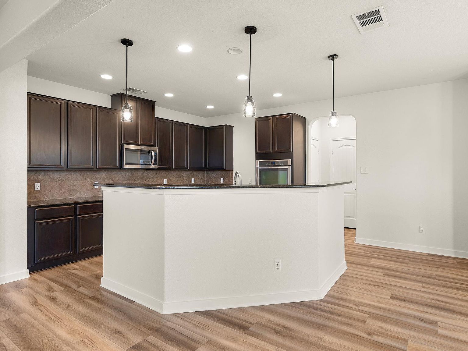 231 Mancos Dr Georgetown, TX 78626 - Thumbnail 3