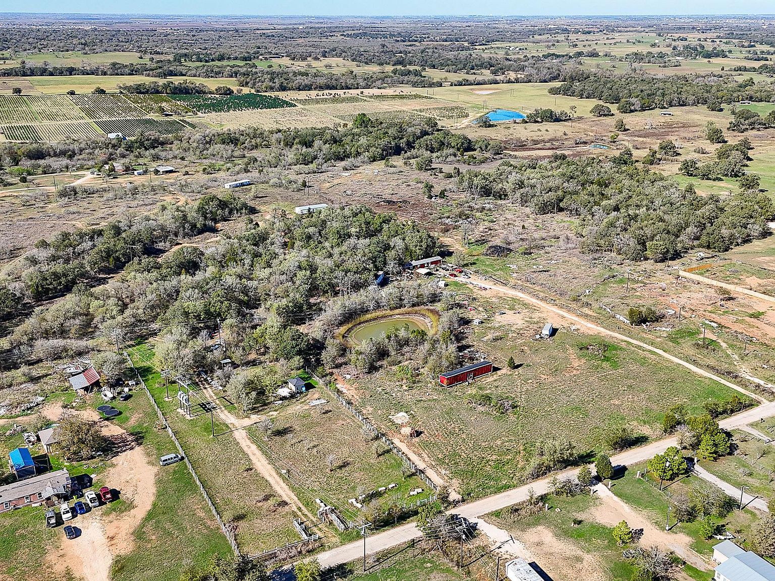 166 Norwood Ln Elgin, TX 78621 - Thumbnail 3