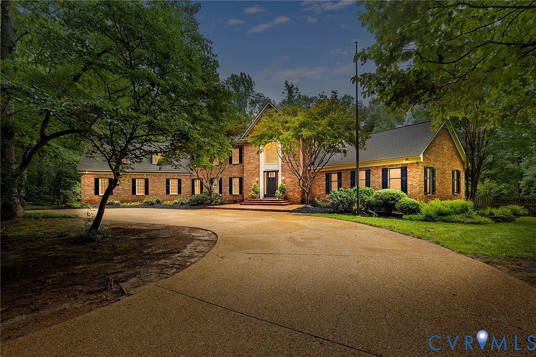 2125 Strawberry Run Crozier, VA 23039 - Thumbnail 3