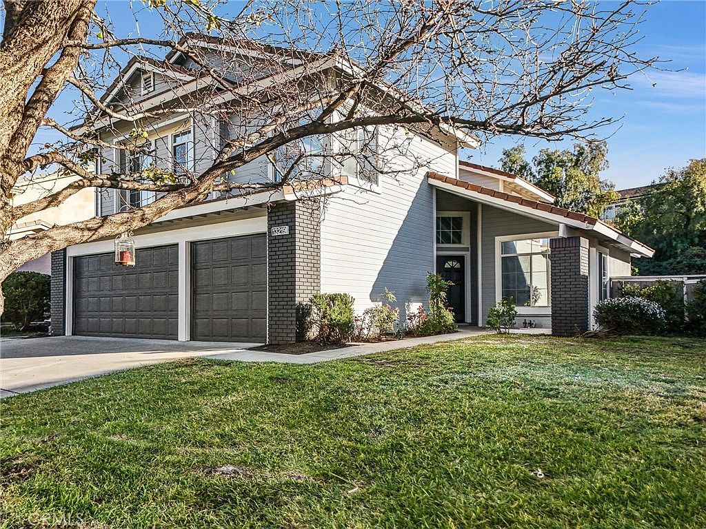 13219 Gold Rush Dr Corona, CA 92883 - Thumbnail 3