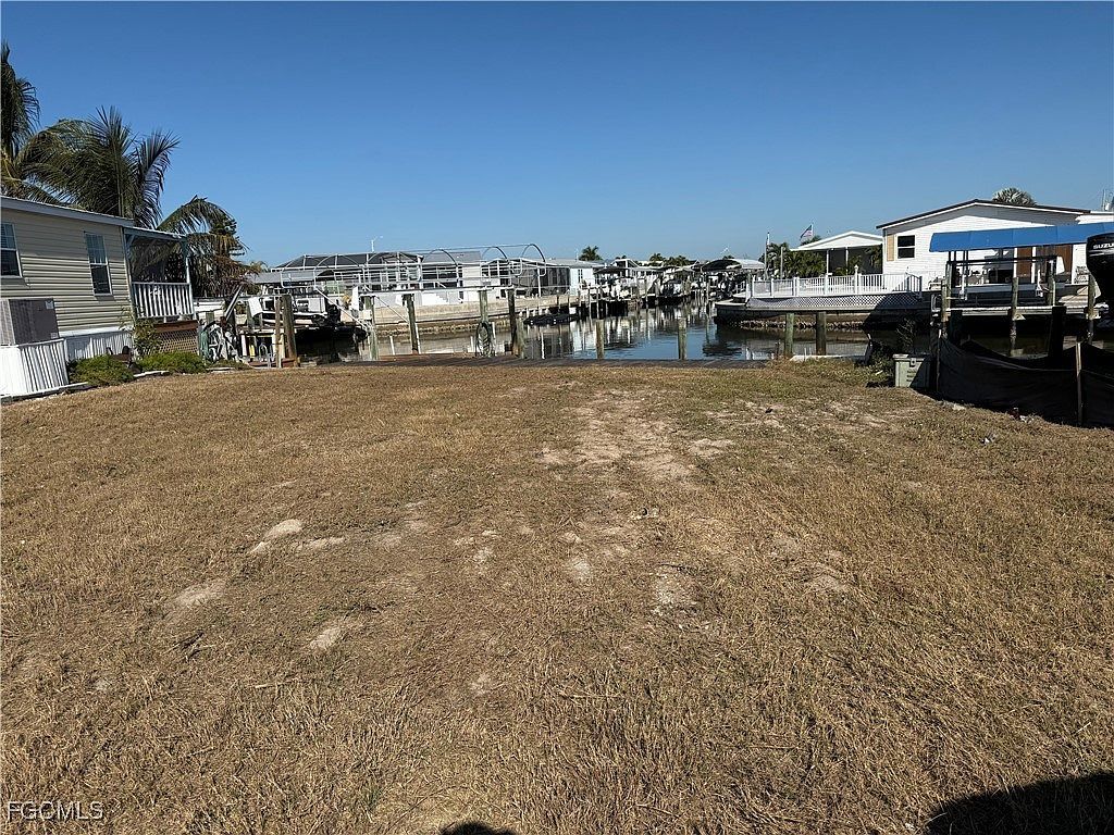 3874 Dewberry Ln Saint James City, FL 33956 - Thumbnail 3