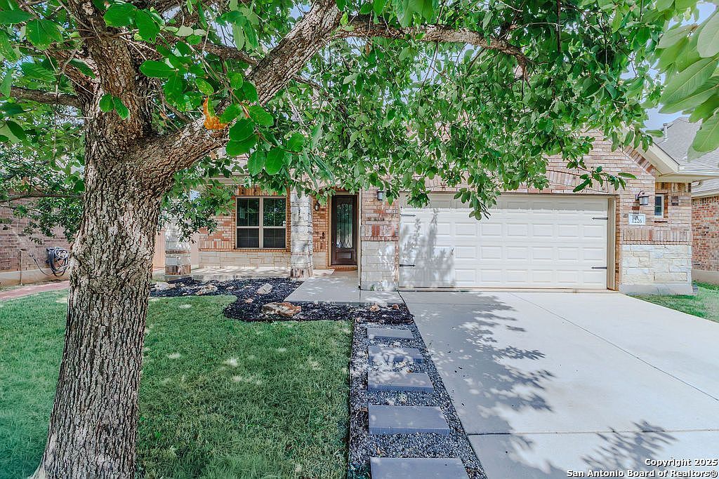 1226 Hidden Cave Dr New Braunfels, TX 78132 - Thumbnail 3