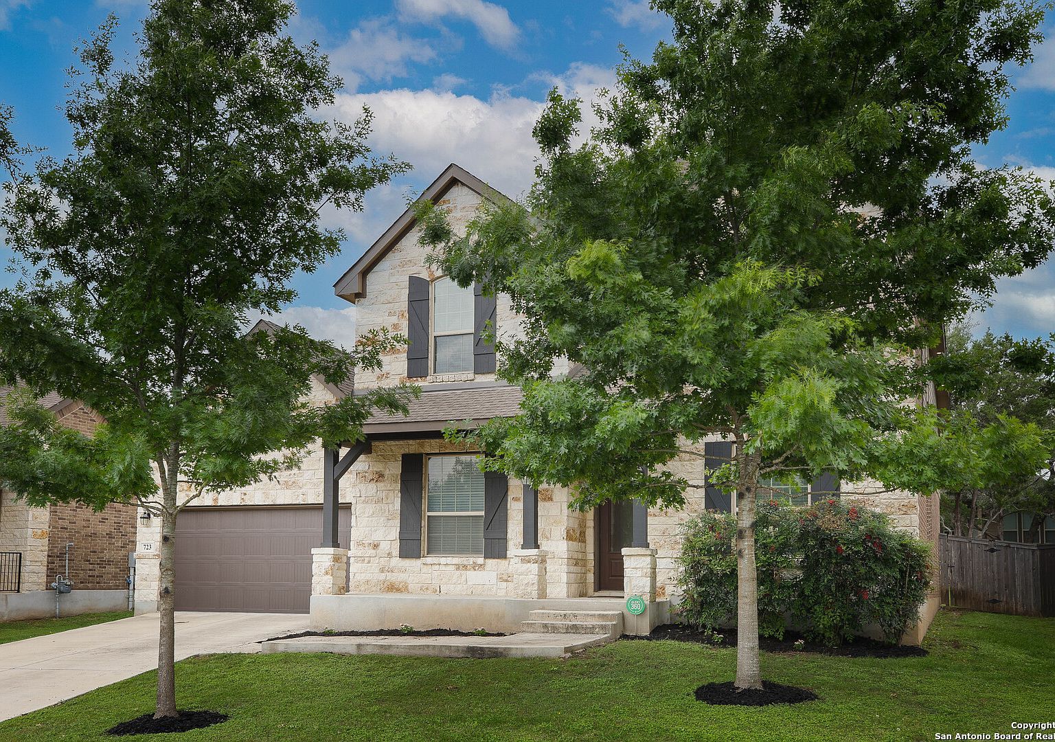 723 Decathlon St San Antonio, TX 78245 - Thumbnail 3