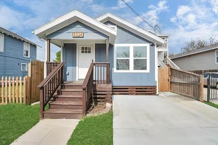 5324 Avenue L Galveston, TX 77551 - Thumbnail 3