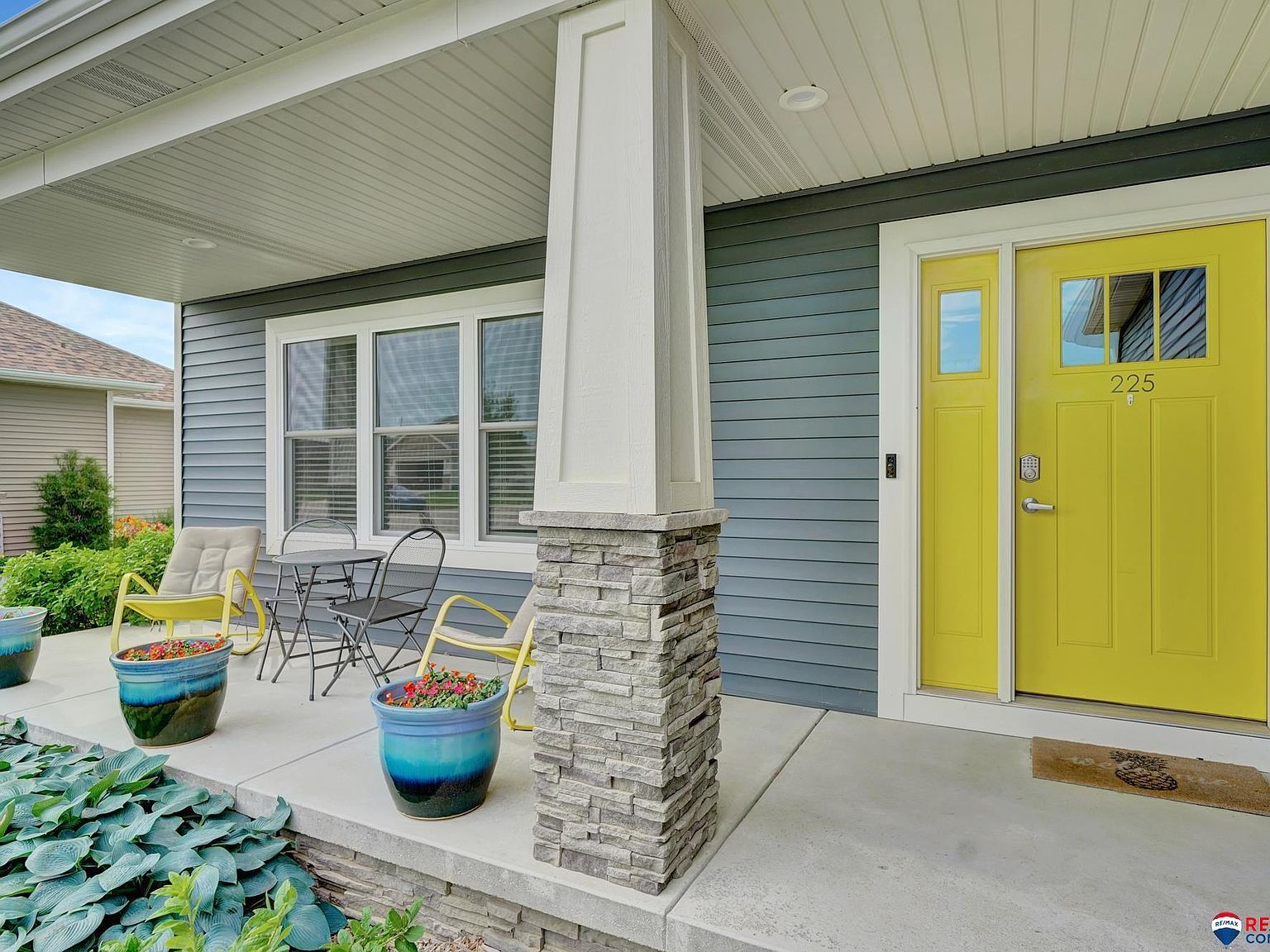 225 Knotty Pine Ln Seward, NE 68434 - Thumbnail 3