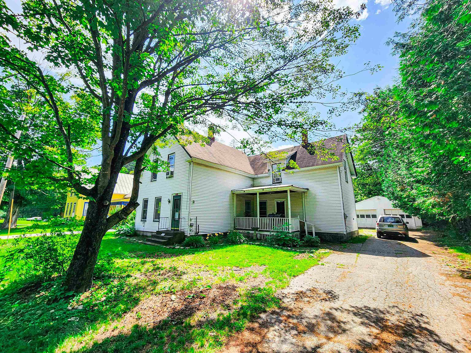 36 Graham St Bethel, VT 05032 - Thumbnail 3