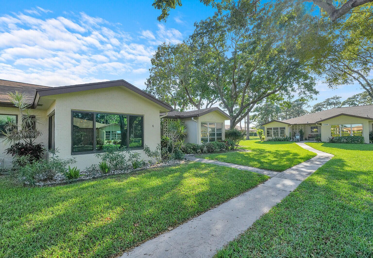 5270 Nesting Way APT C Delray Beach, FL 33484 - Thumbnail 3