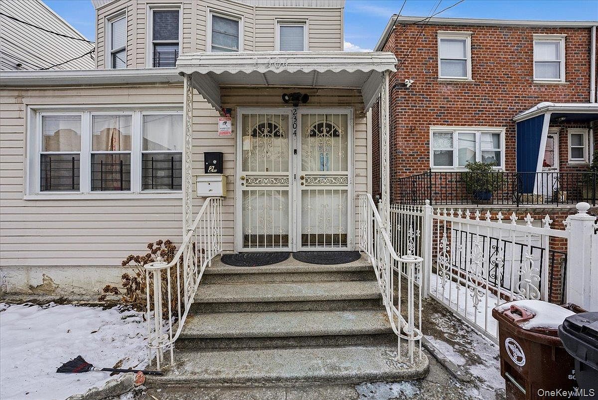 2304 Glebe Ave Bronx, NY 10462 - Thumbnail 3