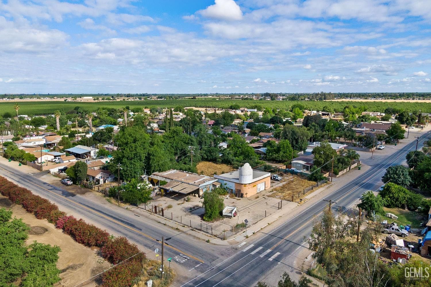 18499 Shafter Ave Shafter, CA 93263 - Thumbnail 3