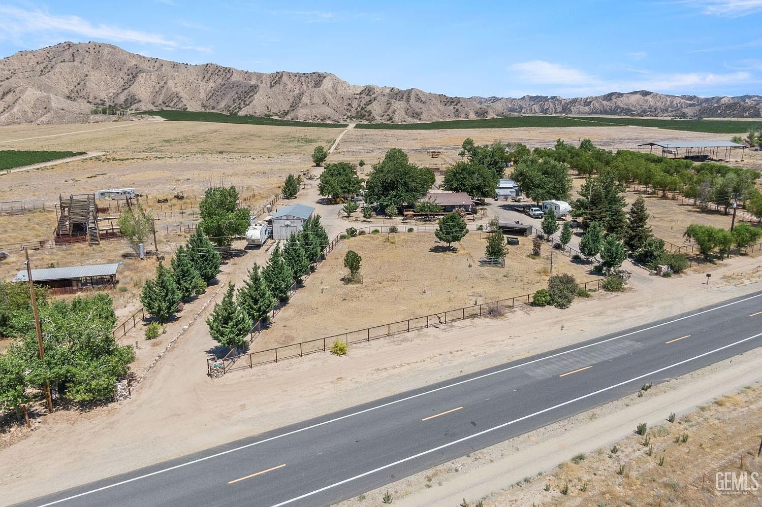 4333 Highway 33 New Cuyama, CA 93254 - Thumbnail 3