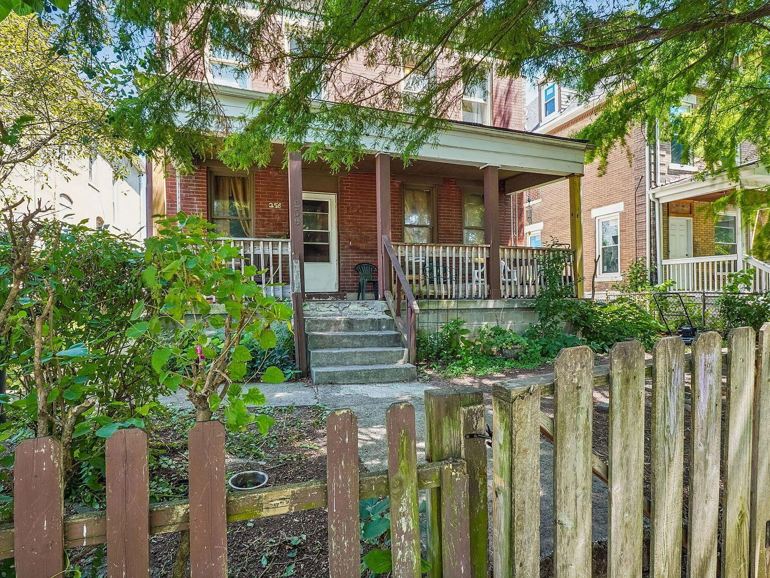 256 N Monroe Ave Columbus, OH 43203 - Thumbnail 3