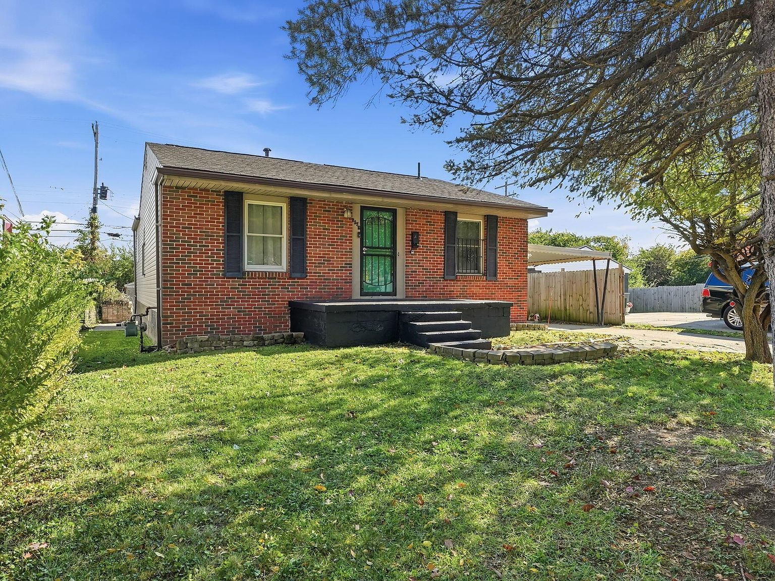 3172 Weirton Dr Columbus, OH 43207 - Thumbnail 3